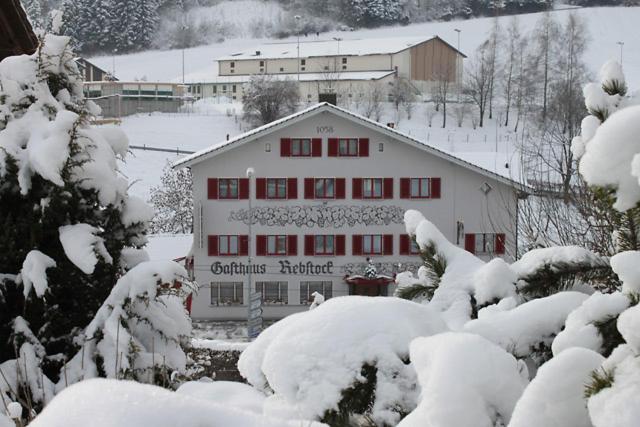 Hotel Rebstock - Self Check-In Wolhusen Exterior foto